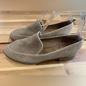 Susina Cognac Suede “Keegan-Lea Loafer , Size 6